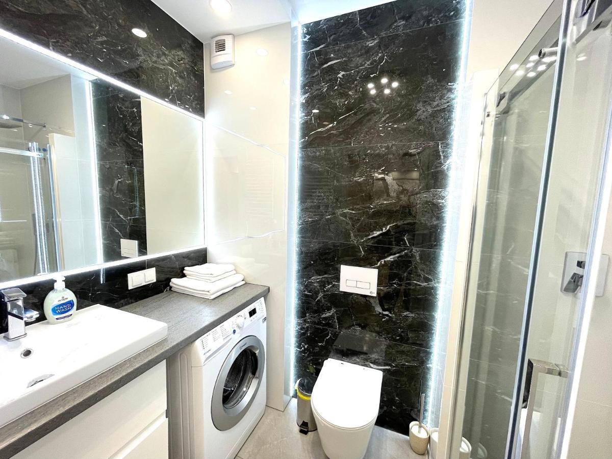 Apartament Superior Blue Przy Plazy- Free Pool, Saunas, Jacuzzi, Fitness, Salzgrotte Kolberg Exterior foto