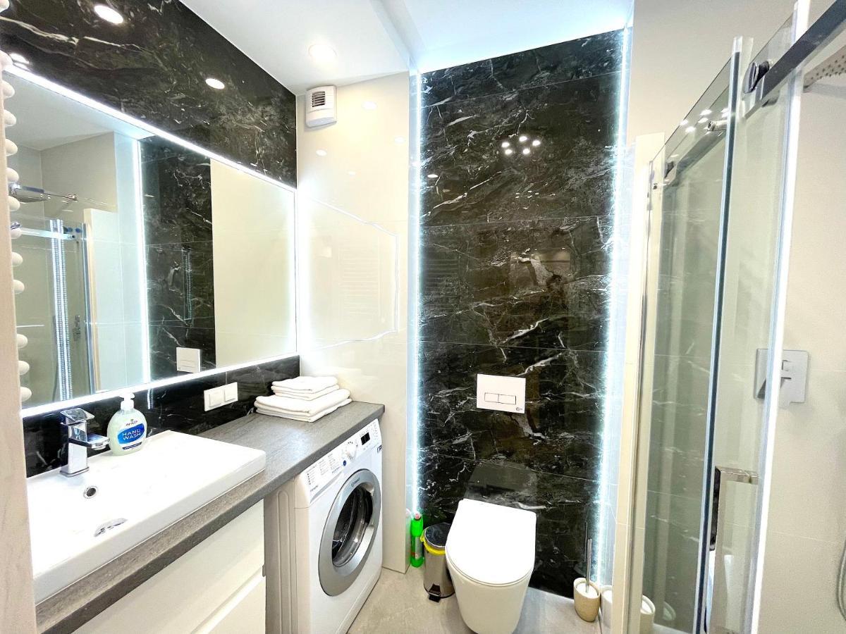 Apartament Superior Blue Przy Plazy- Free Pool, Saunas, Jacuzzi, Fitness, Salzgrotte Kolberg Exterior foto
